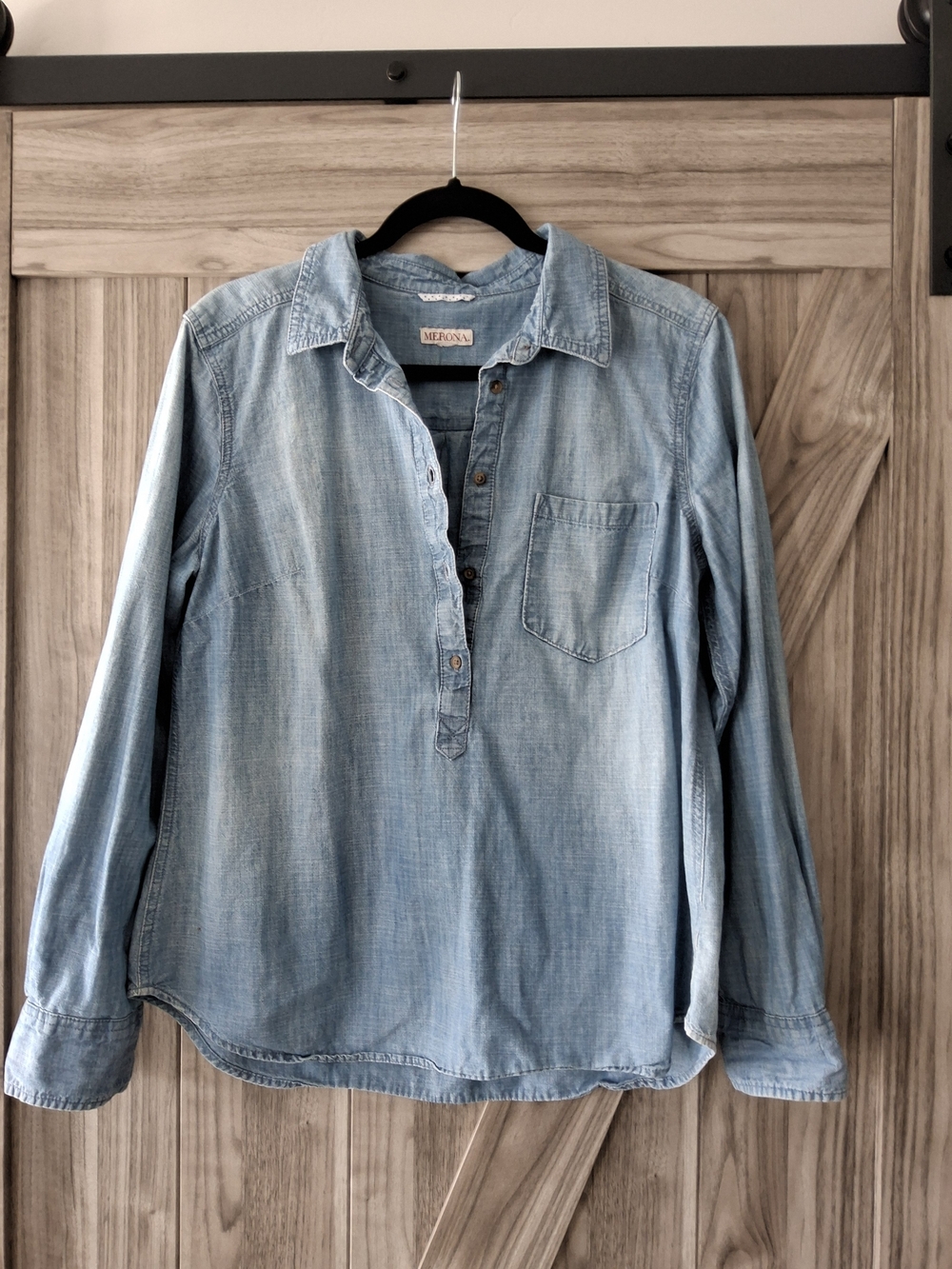 Merona Light Blue Women's Jeans Shirt